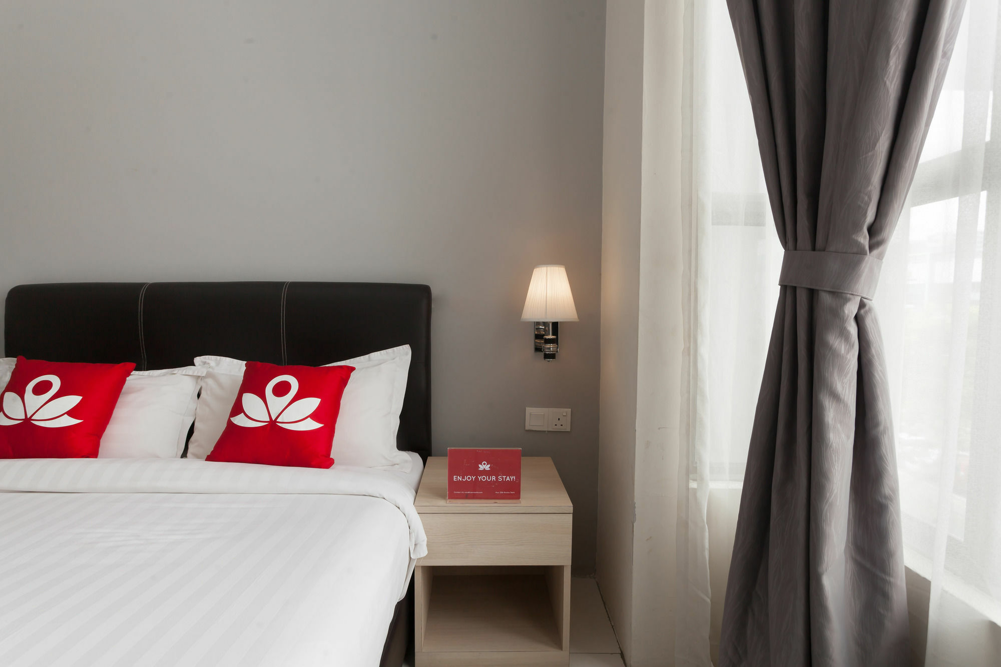 Zen Rooms Sungai Besi กัวลาลัมเปอร์ ภายนอก รูปภาพ